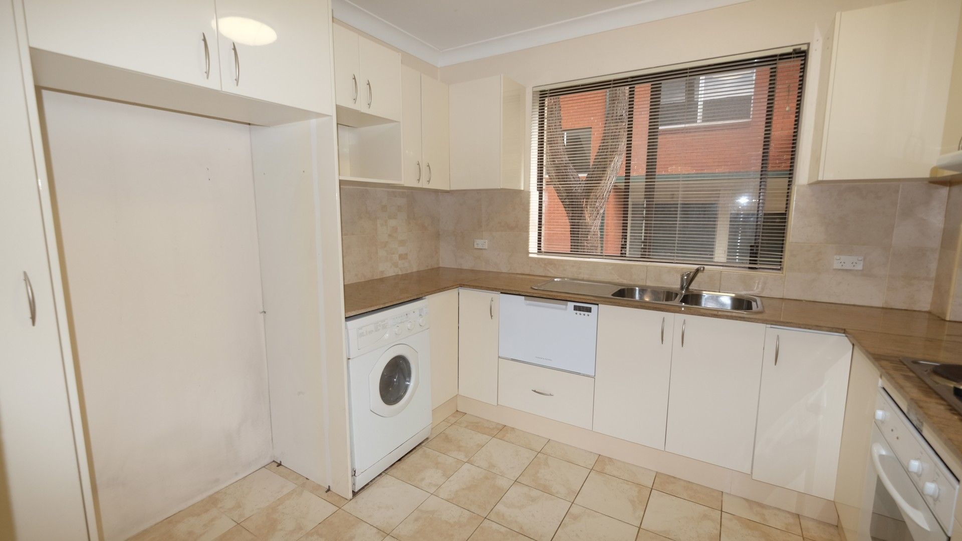 2 bedrooms Apartment / Unit / Flat in 1/58 Boronia Street KENSINGTON NSW, 2033