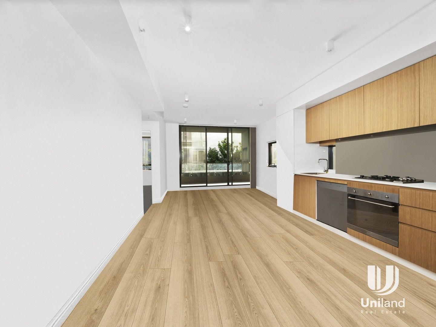 1 bedrooms Apartment / Unit / Flat in 206/2 Saunders Close MACQUARIE PARK NSW, 2113