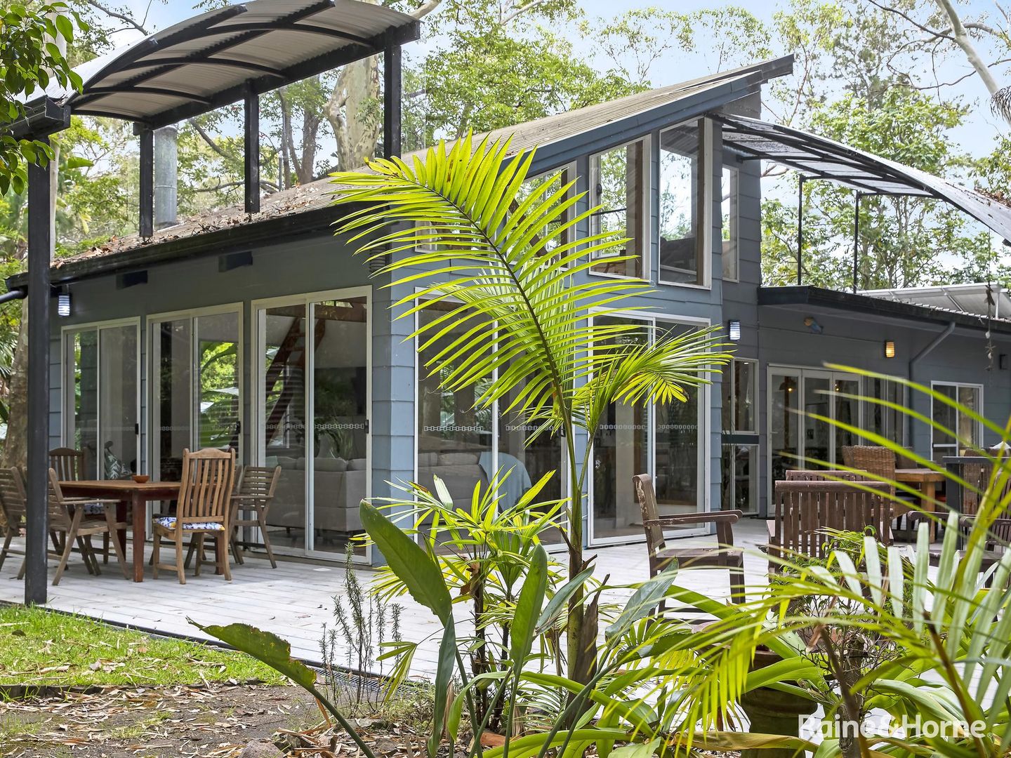 Upper/4 Crystal Avenue, Pearl Beach NSW 2256 House For Rent 750