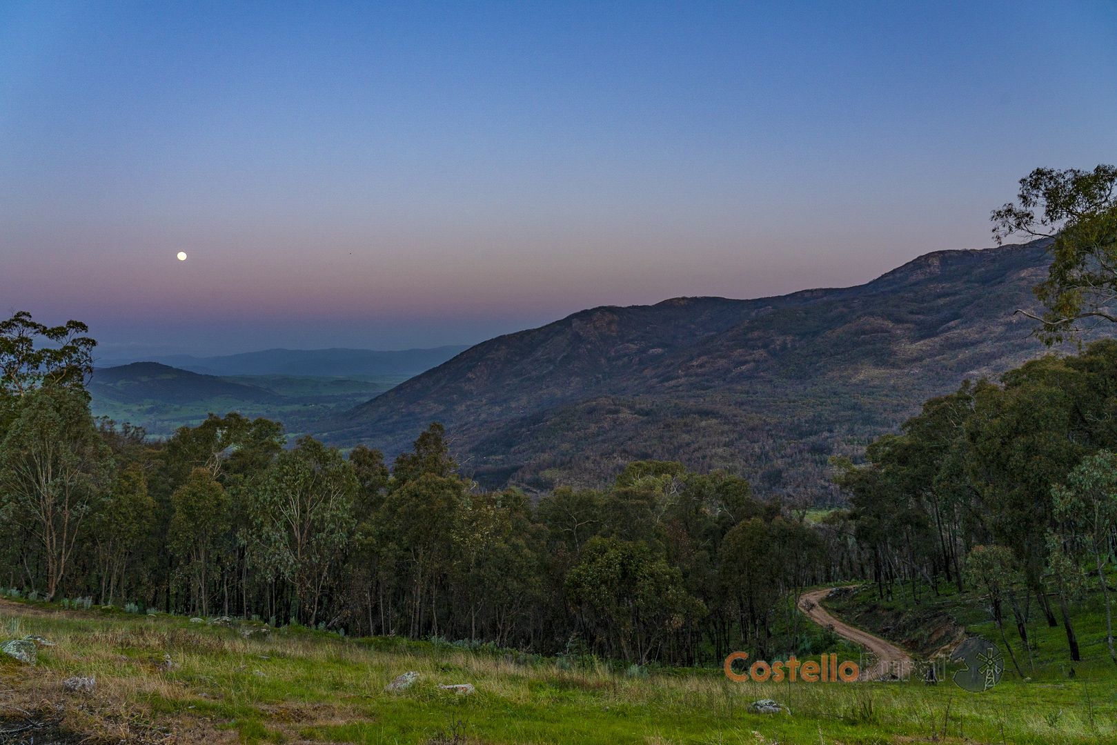 230 Eighty Acre Road, Pine Mountain VIC 3709