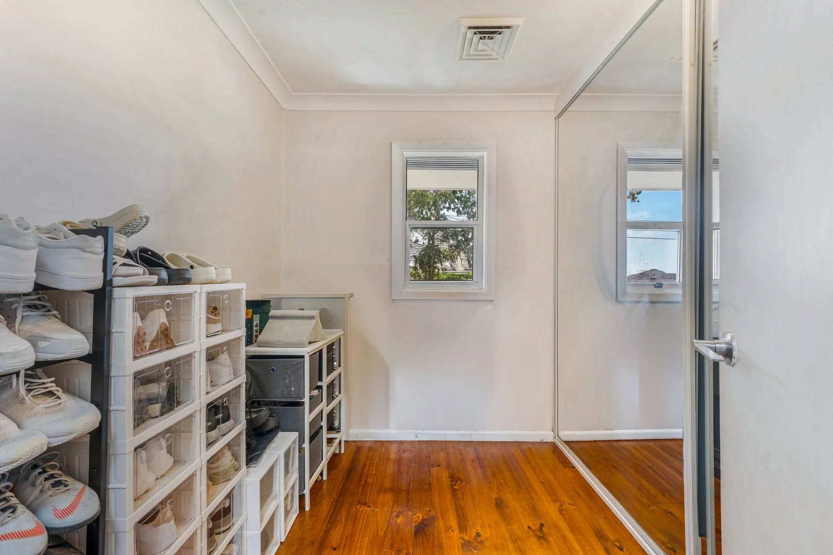 Additional image 13 of Heckenberg NSW 2168