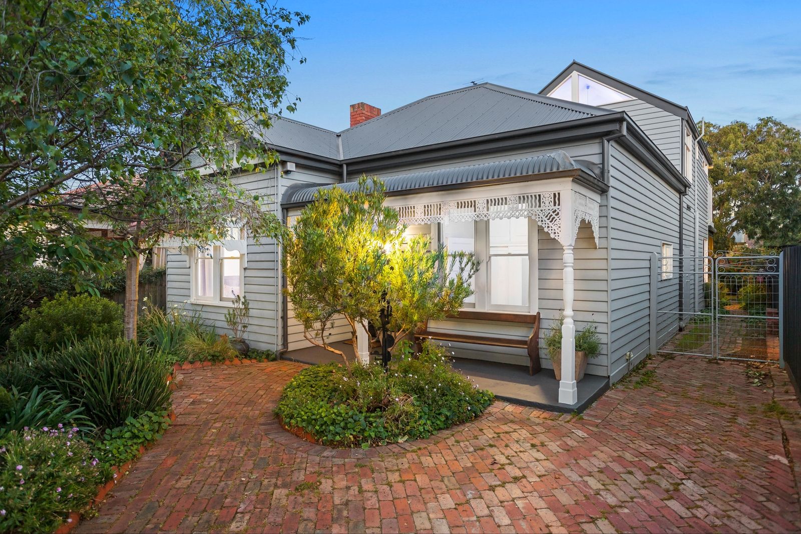 4 bedrooms House in 75 Powell Street YARRAVILLE VIC, 3013