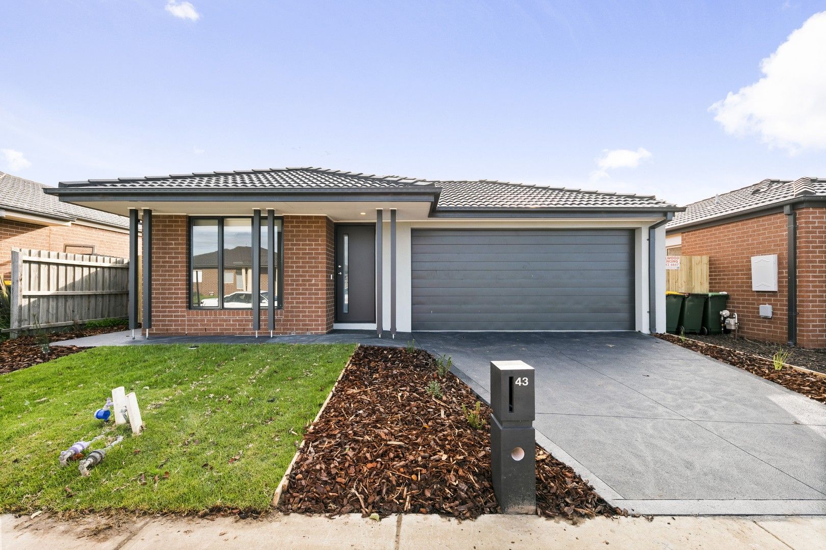 4 bedrooms House in 43 Jacana Way ARMSTRONG CREEK VIC, 3217