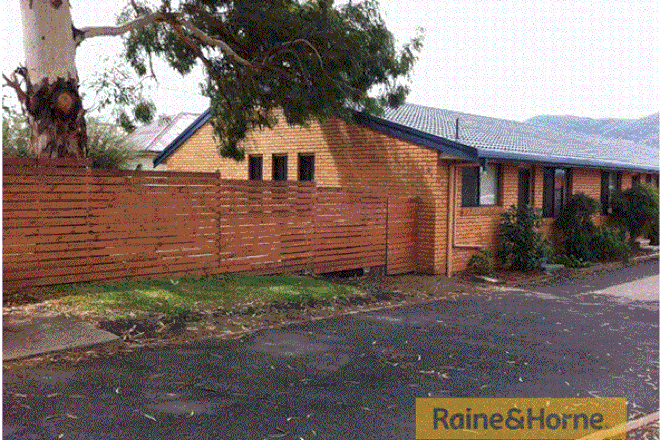 Picture of 1/162 Goonoo Goonoo Road, TAMWORTH NSW 2340