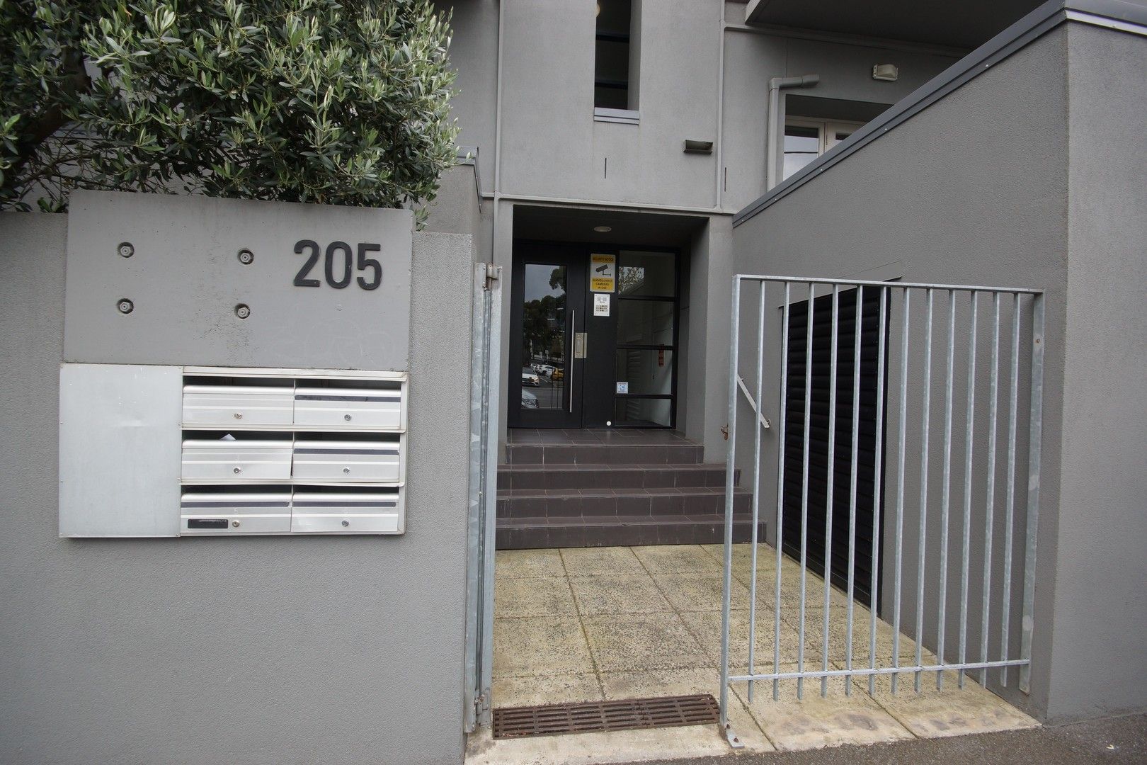 2 bedrooms Apartment / Unit / Flat in 4/205 Cardigan Street CARLTON VIC, 3053