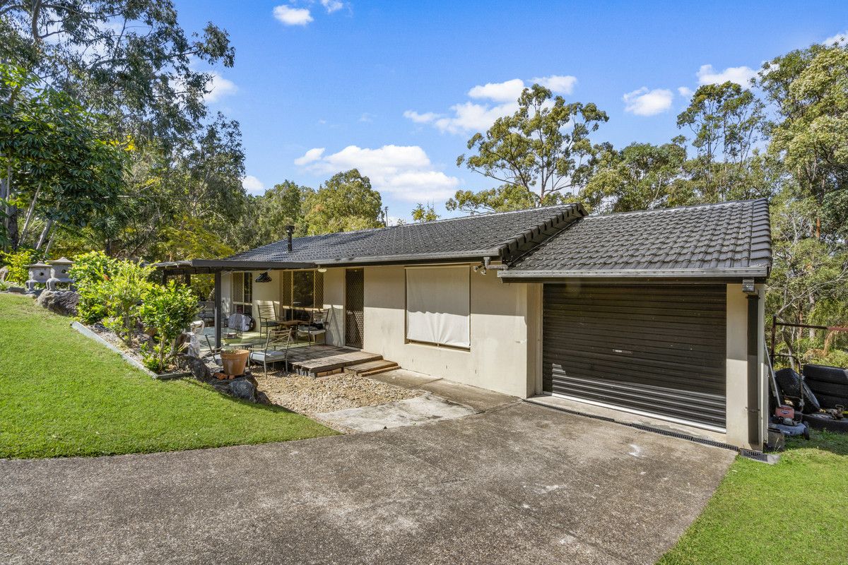 5 Design Place, Highland Park QLD 4211, Image 0