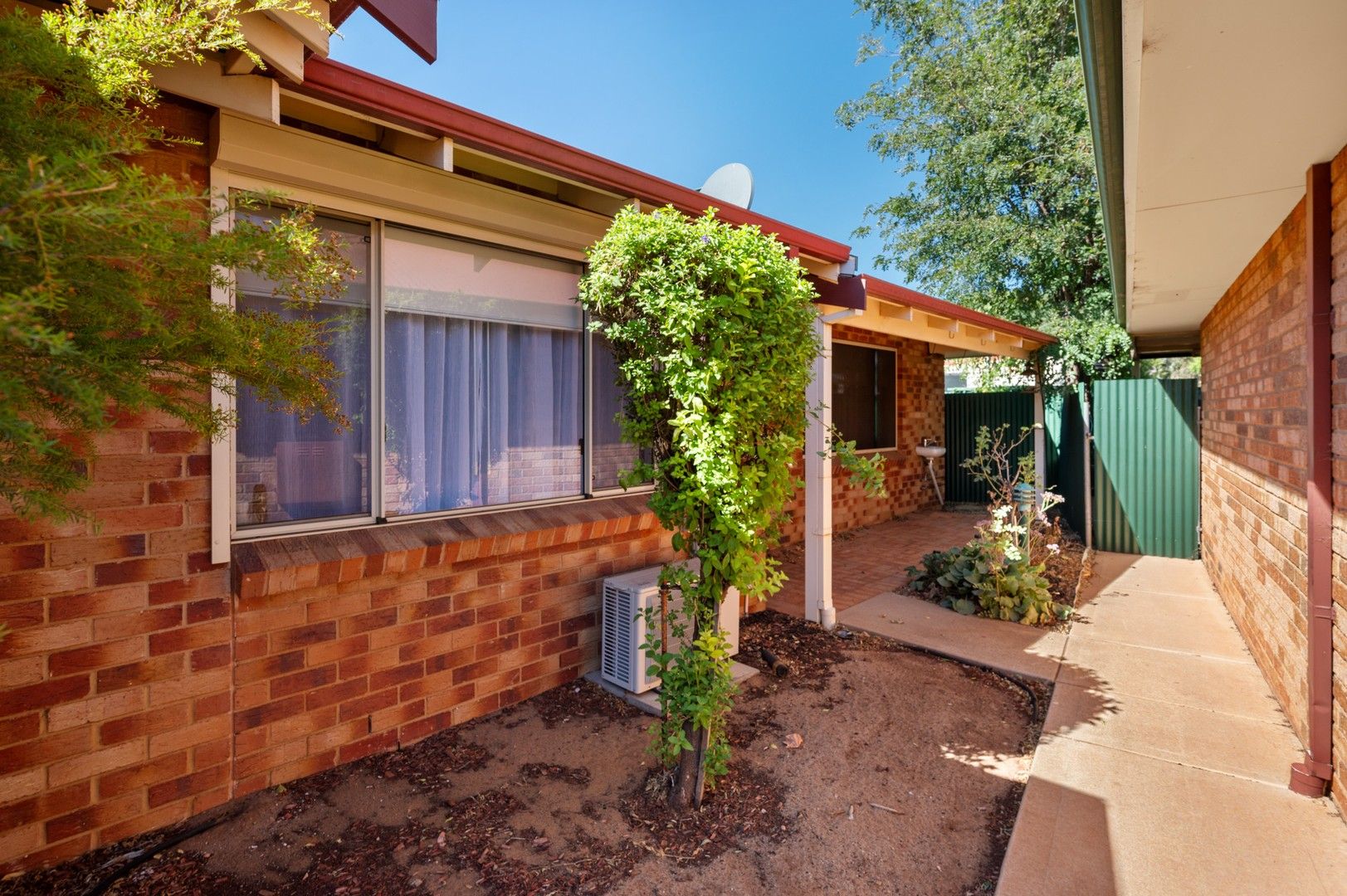 3 bedrooms Apartment / Unit / Flat in 8/269 Dugan Street SOMERVILLE WA, 6430