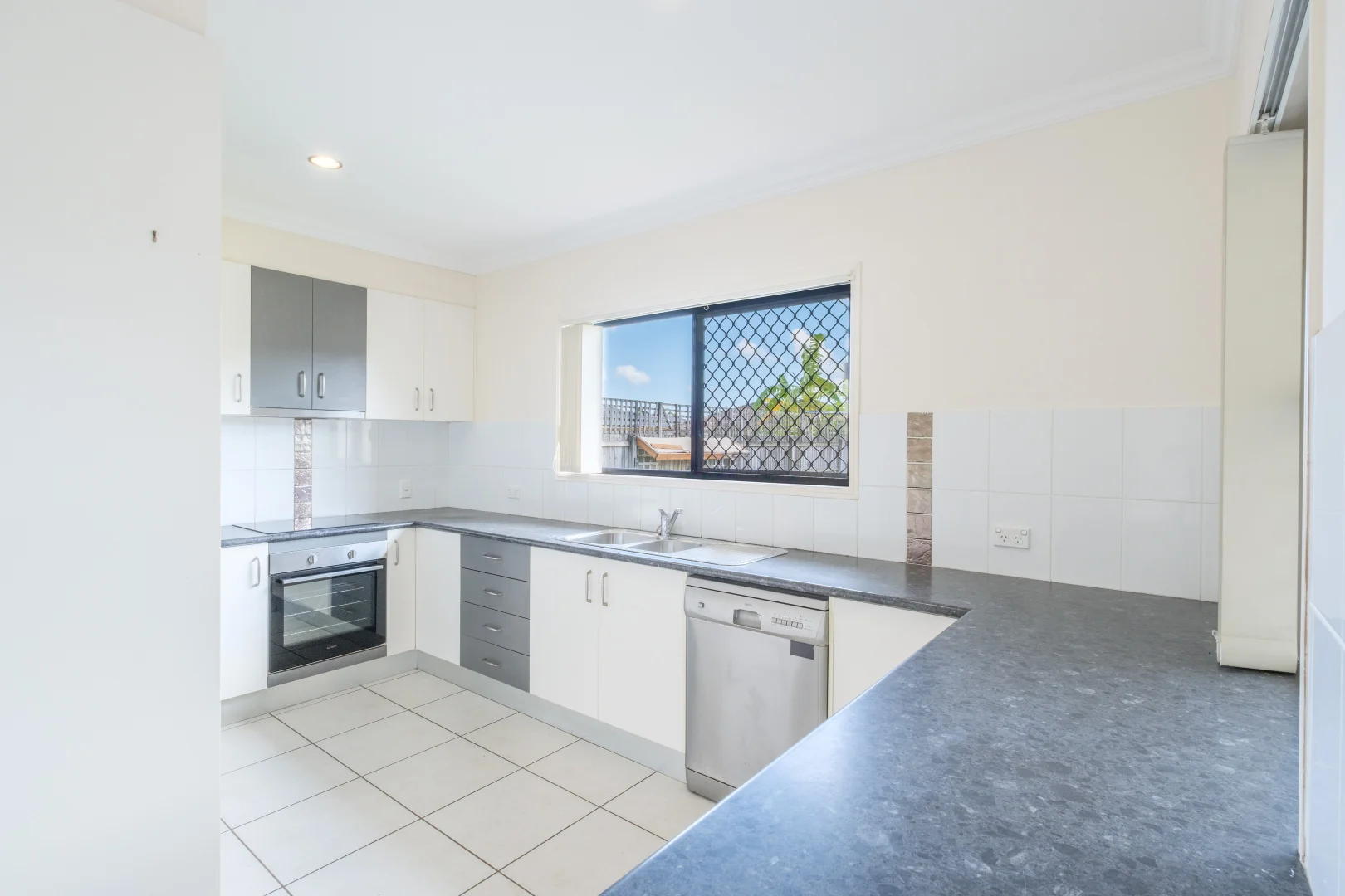 Additional image 4 of 40 Yarrilee Circuit, Dundowran QLD 4655