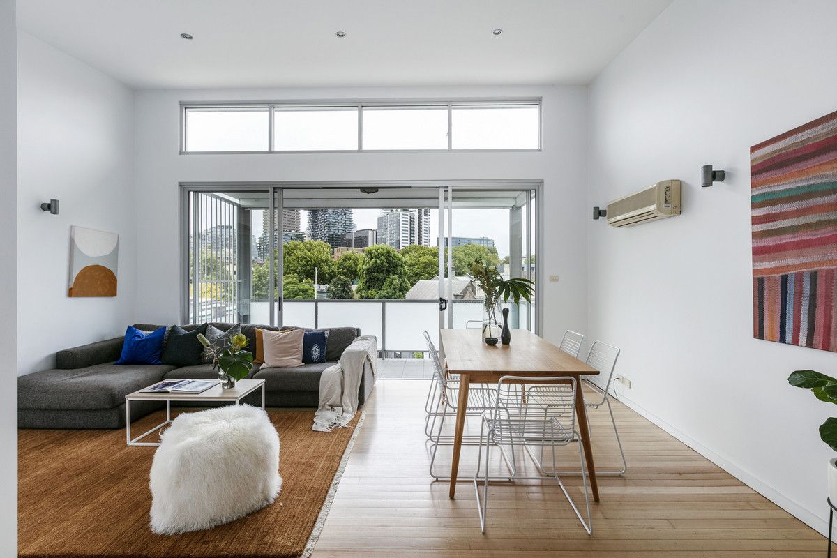 2 bedrooms Apartment / Unit / Flat in 9/135 Abercrombie Street DARLINGTON NSW, 2008