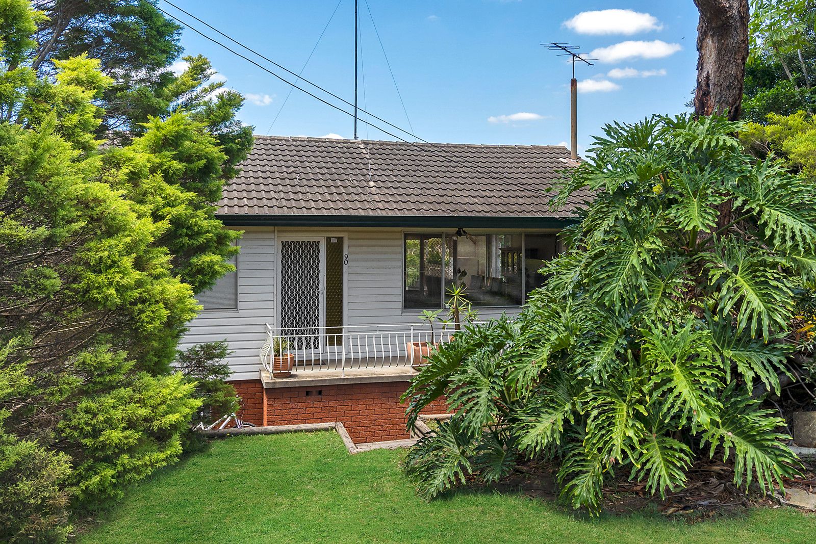 90 Cooriengah Heights Road, Engadine NSW 2233, Image 0