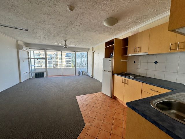 unit 1104/3458 Main Beach Parade, Surfers Paradise QLD 4217, Image 2