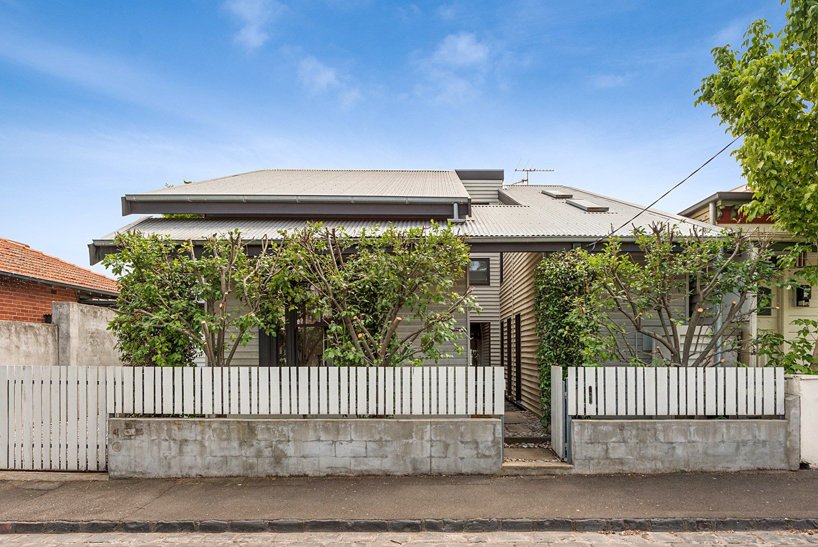 3 bedrooms House in 41 Wrights Terrace PRAHRAN VIC, 3181