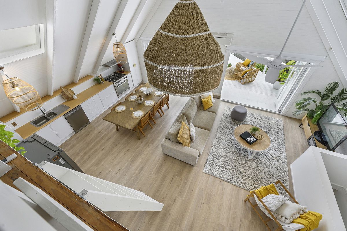 4 bedrooms House in 9 Buliti Street HOPE ISLAND QLD, 4212