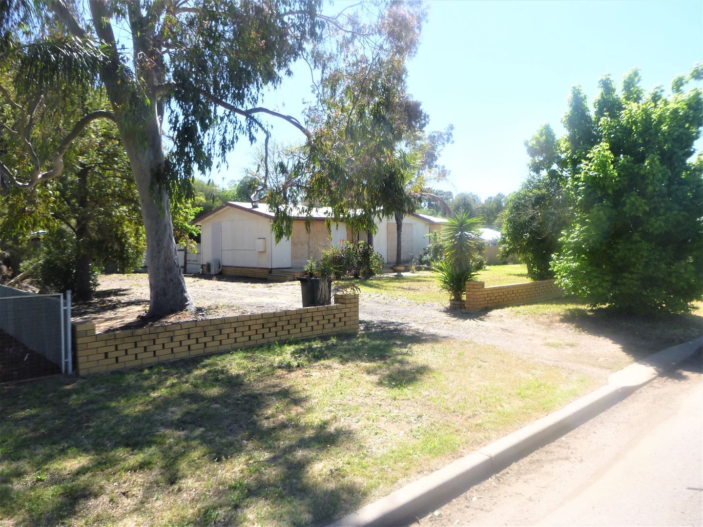 1 Lander Street, Darlington Point NSW 2706, Image 0