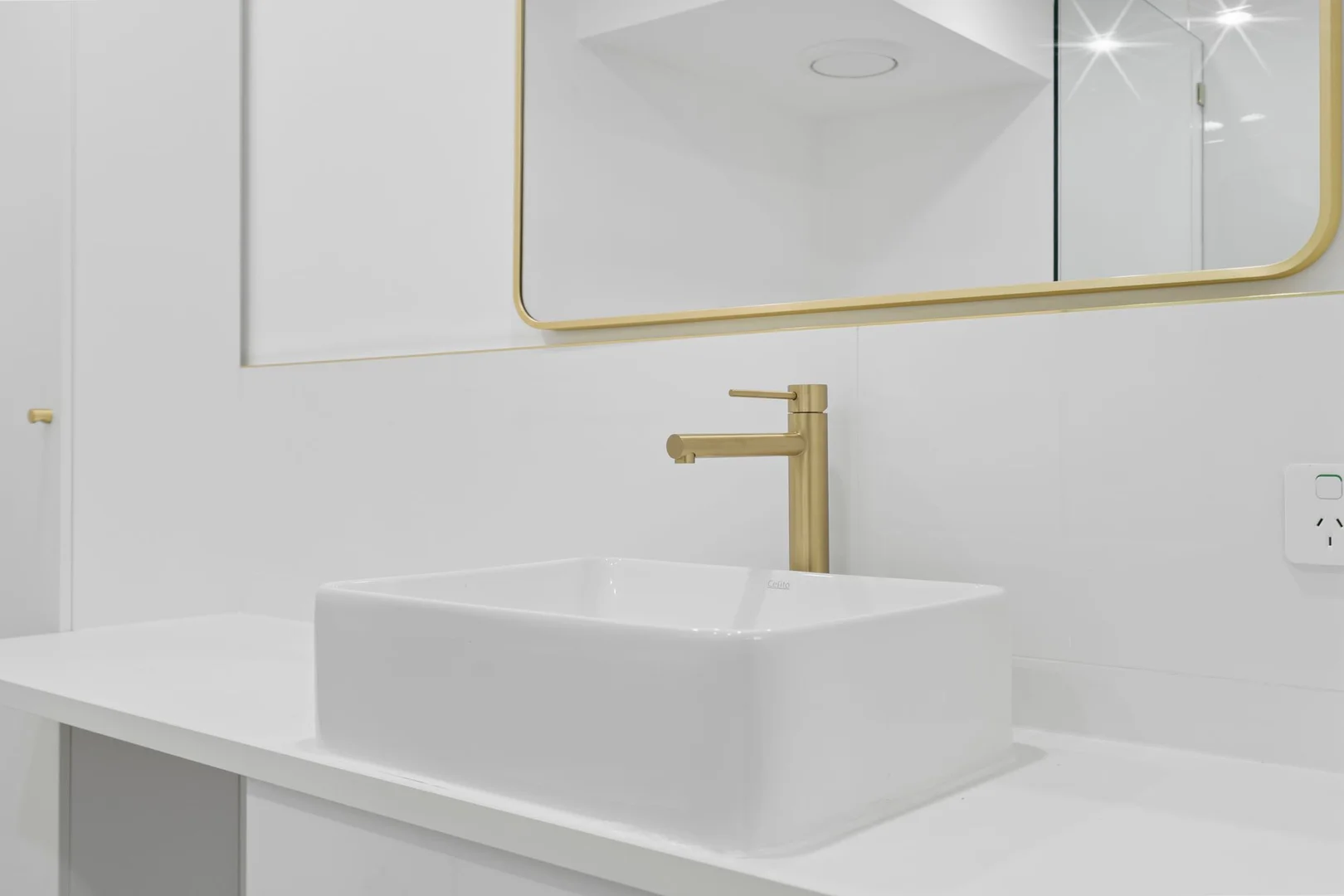 Additional image 7 of 8B Crest Dr, Elanora QLD 4221