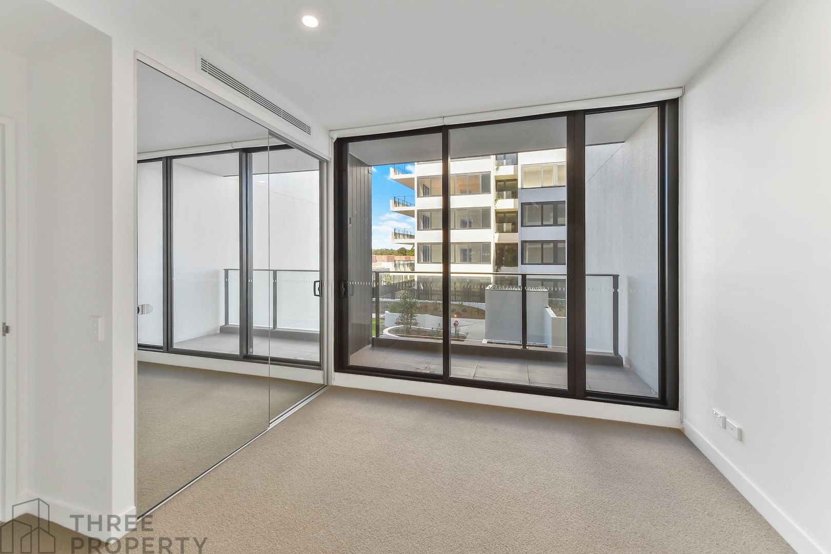 104/8 Foreshore Boulevard, Woolooware NSW 2230, Image 2