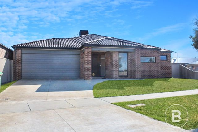Picture of 28 Sorrento Drive, ALFREDTON VIC 3350
