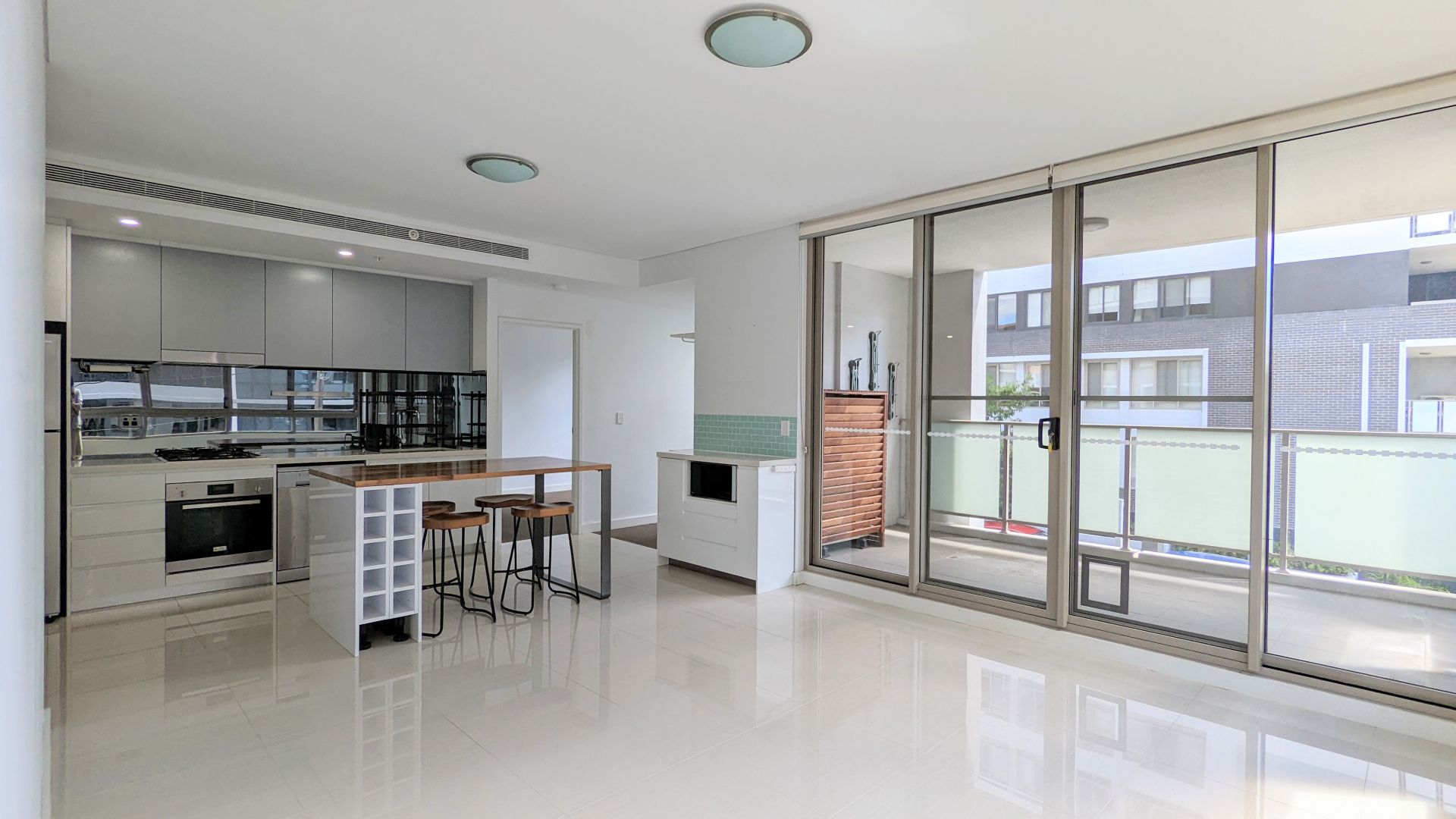 2 bedrooms Apartment / Unit / Flat in 1A Morton Street PARRAMATTA NSW, 2150