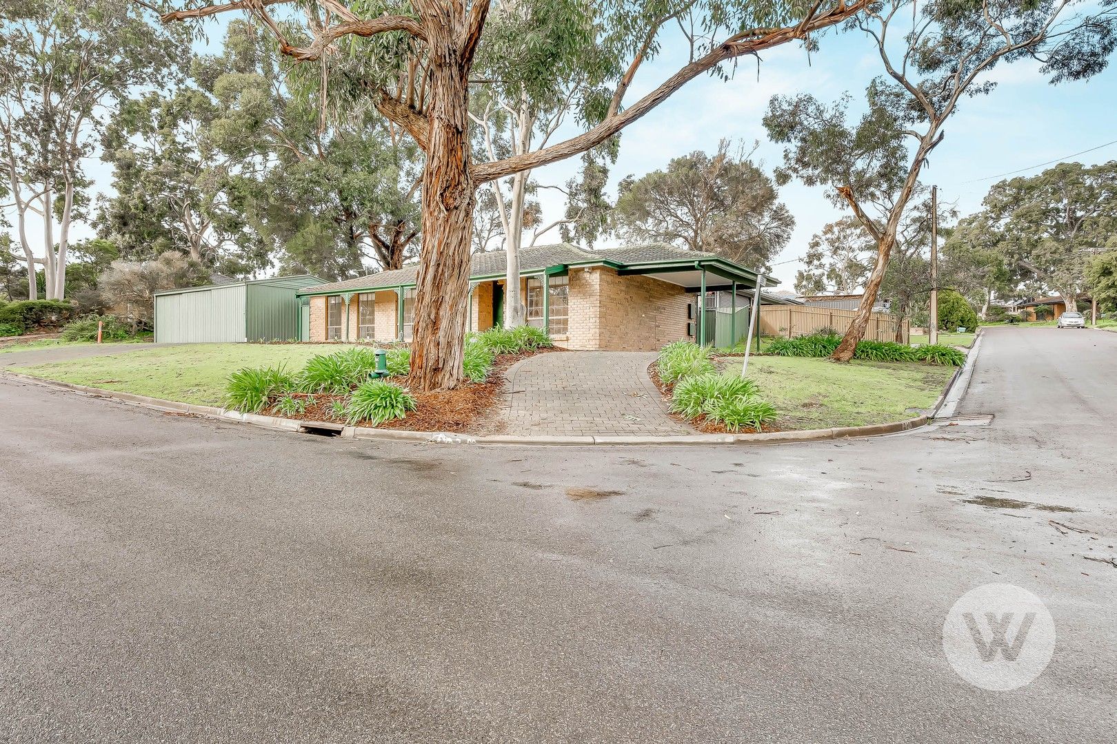 11 Iona Road, Aberfoyle Park SA 5159, Image 0