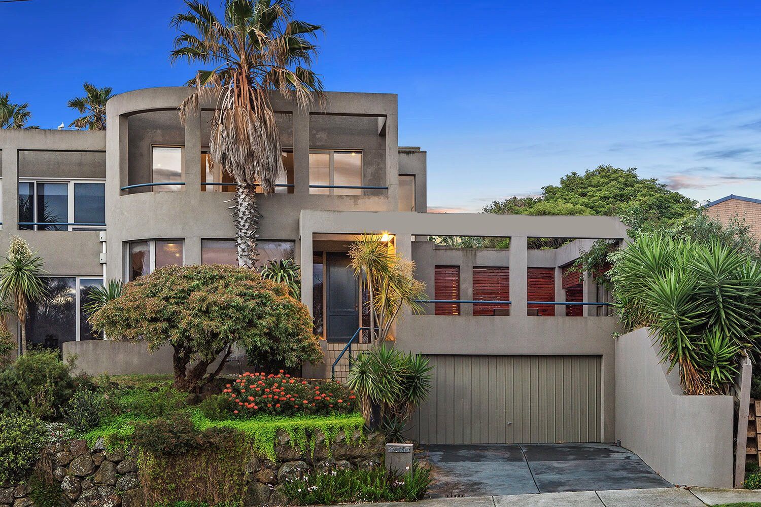 2/77 Beach Road, Mentone Property History & Address Research Domain