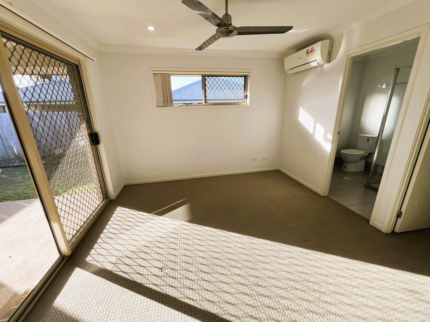 16 Wedge Tail Court, Griffin QLD 4503, Image 2