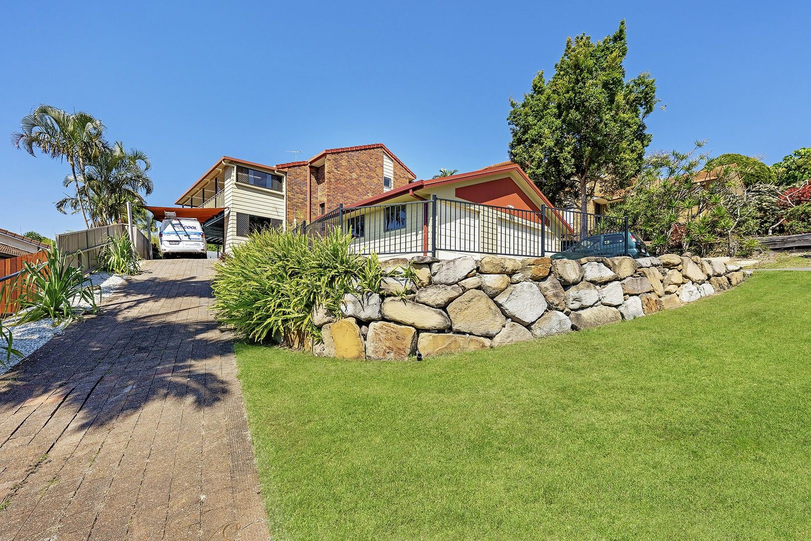 12 Jandakot Court, Elanora QLD 4221, Image 0