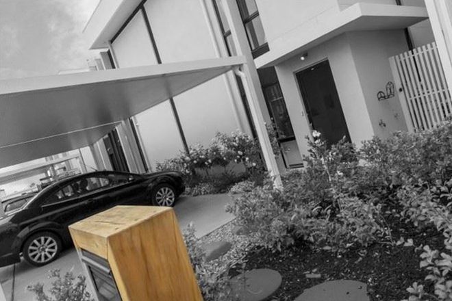 1130 2 Bedroom Apartments Sold Auction Results In Chirnside Park Vic 3116 Domain