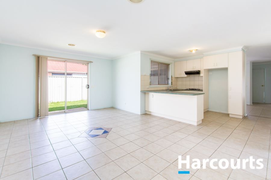 82 Scotsdale drive, Cranbourne East VIC 3977, Image 1