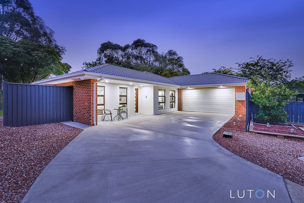14 Warby Place, Charnwood ACT 2615, Image 0