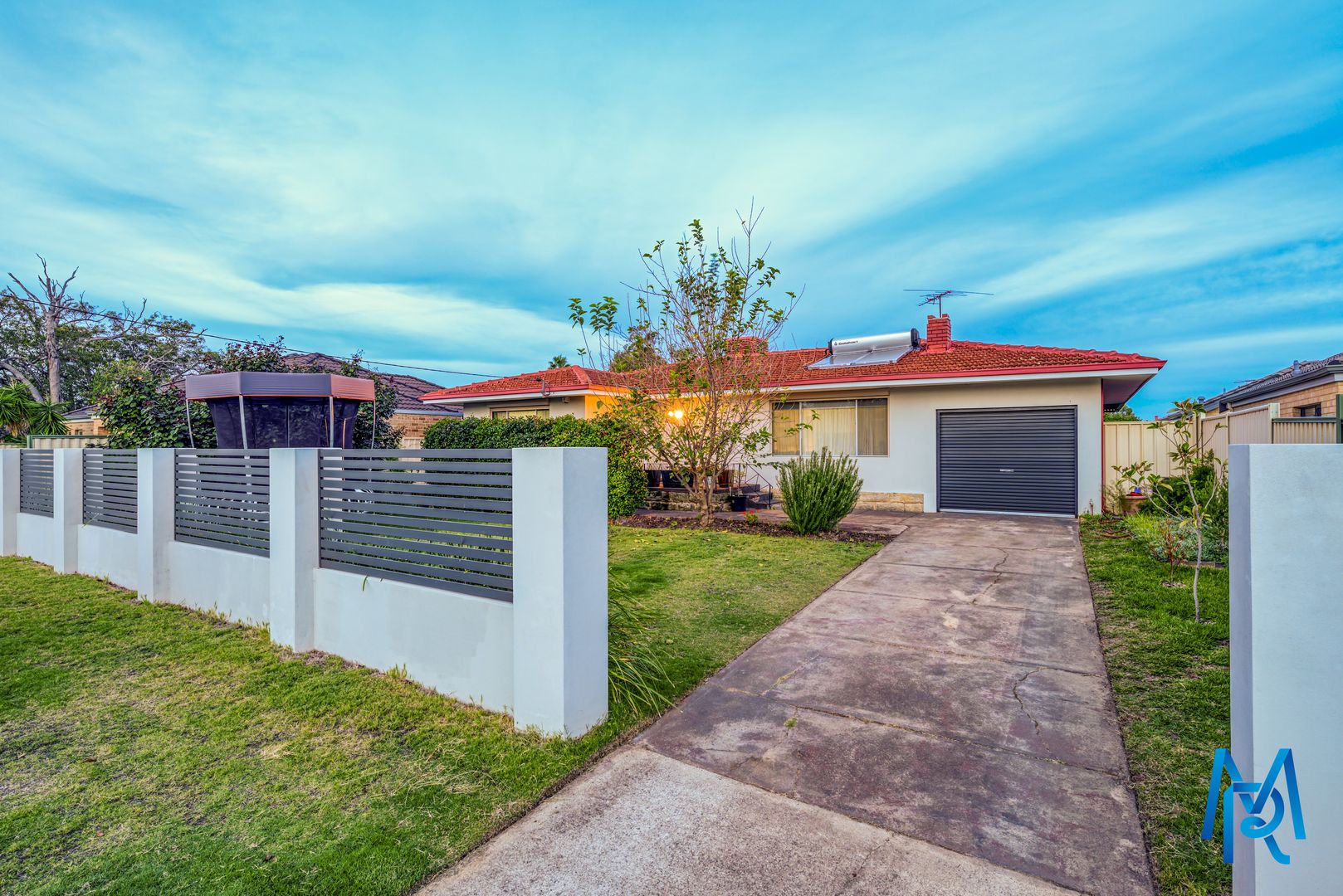 3 bedrooms House in 111 Mills Street QUEENS PARK WA, 6107
