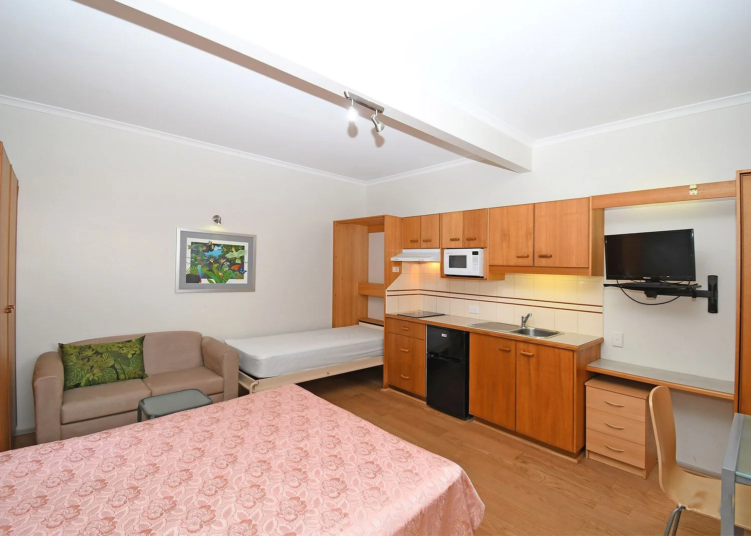 Additional image 5 of 8/651 Esplanade, Urangan QLD 4655