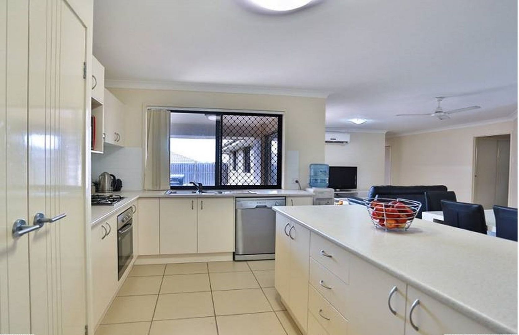 23 Toby Close, Kallangur QLD 4503, Image 1