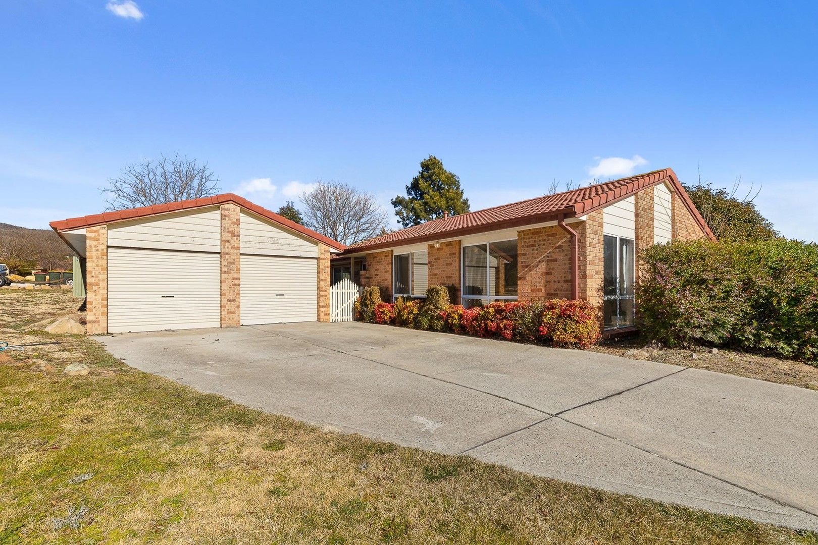 3 bedrooms House in 27 Ina Gregory Circuit CONDER ACT, 2906