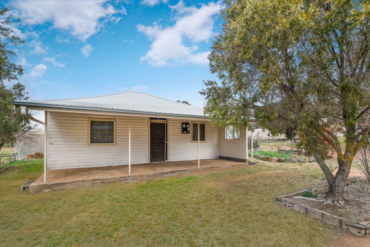 5045 The Escort Way, Cudal NSW 2864, Image 0