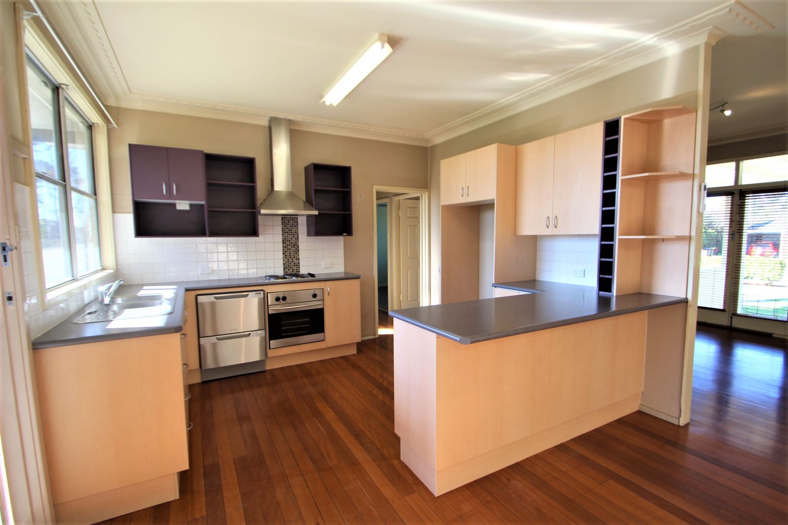 34 BARTON AVENUE, Singleton NSW 2330 House For Rent 540 Domain