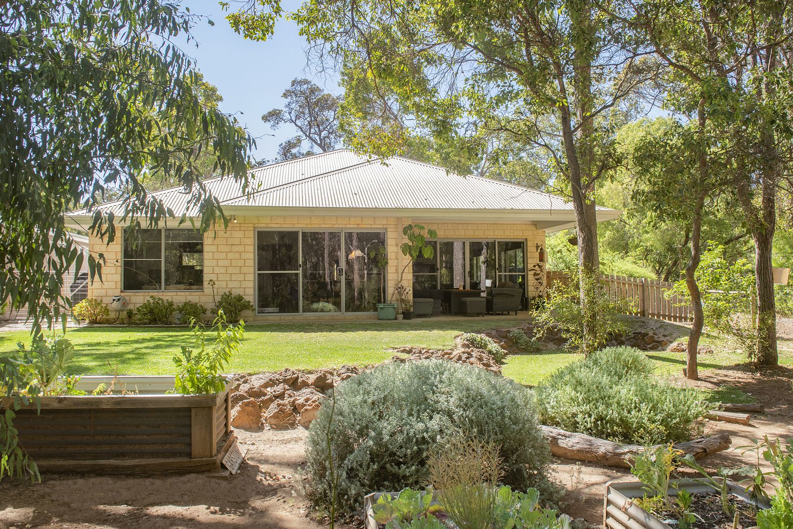 12 Honeysuckle Glen, Cowaramup WA 6284, Image 1