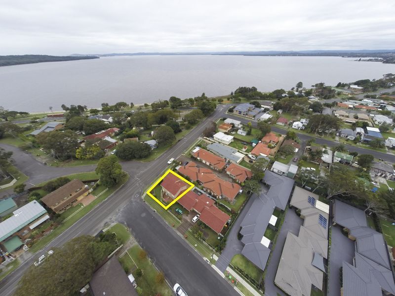 1/16 Crossingham Street, CANTON BEACH NSW 2263, Image 2