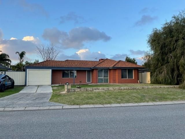 4 bedrooms House in 122 Dalrymple Drive LEDA WA, 6170