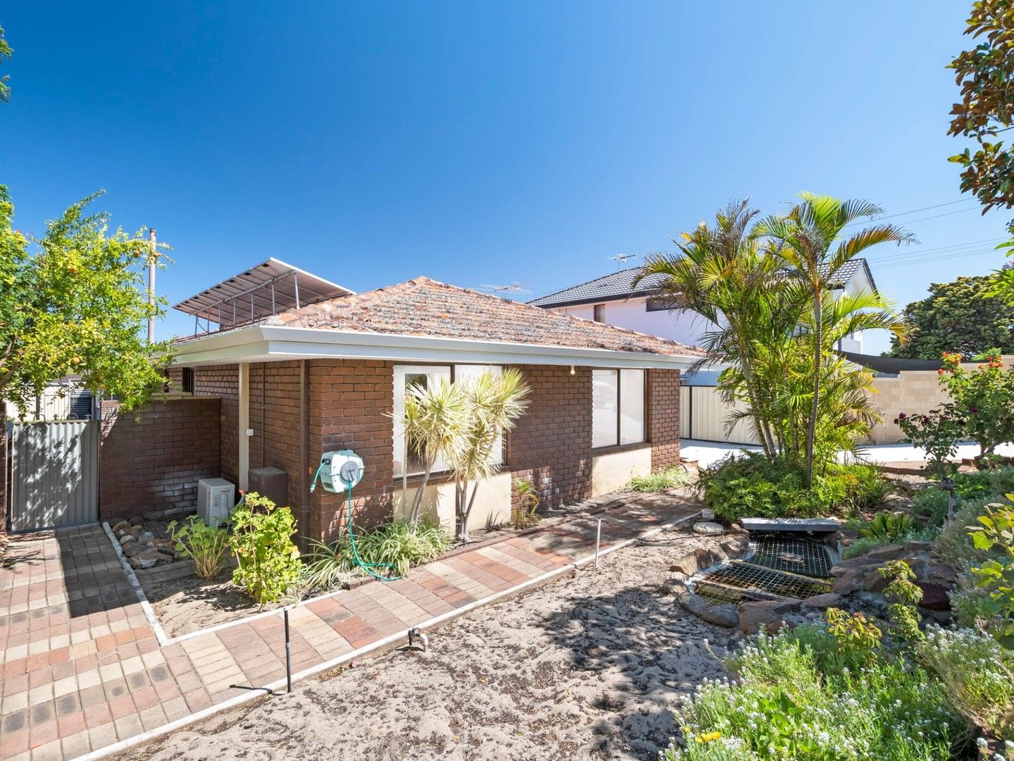 3 bedrooms House in 2 Rosedene Way GREENWOOD WA, 6024