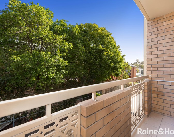 2/17 York Street, Indooroopilly QLD 4068