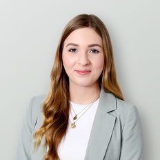 Bella Hodgen, Sales representative