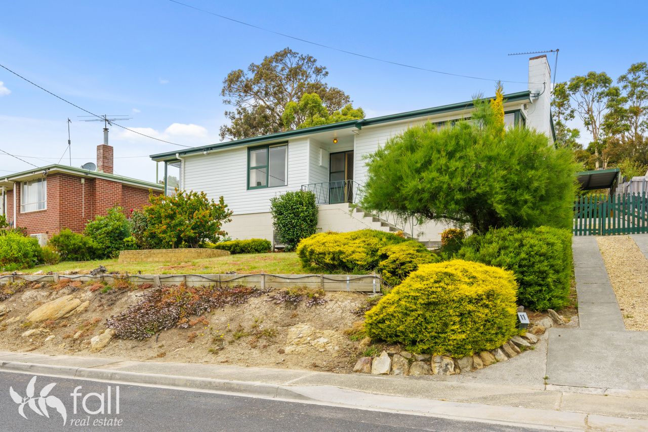 11 Bradfield Street, Claremont TAS 7011, Image 1