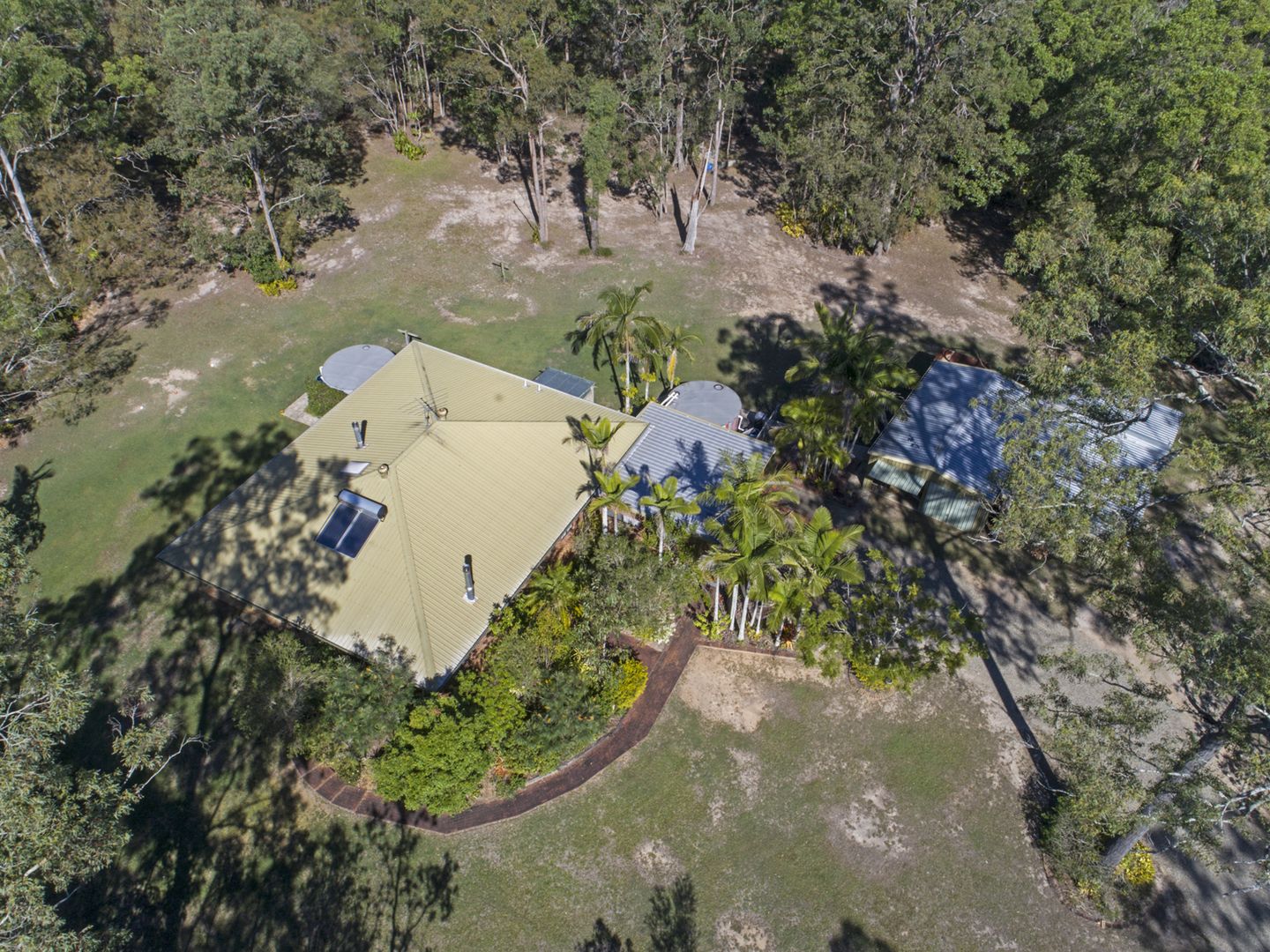 34 Lagoon Road, Carbrook QLD 4130, Image 2