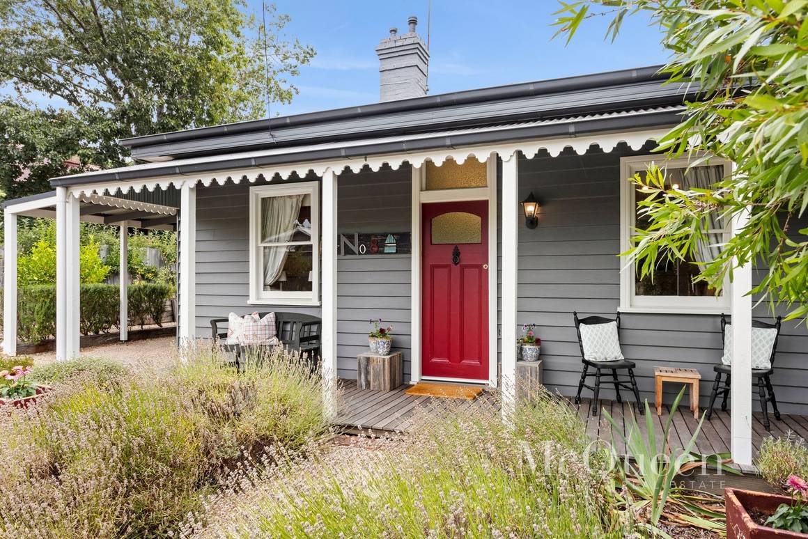 Picture of 8 Bridport Street, DAYLESFORD VIC 3460
