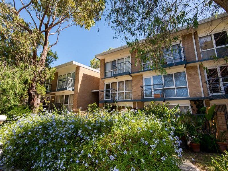 202/14 Mcnamara Way, Cottesloe WA 6011