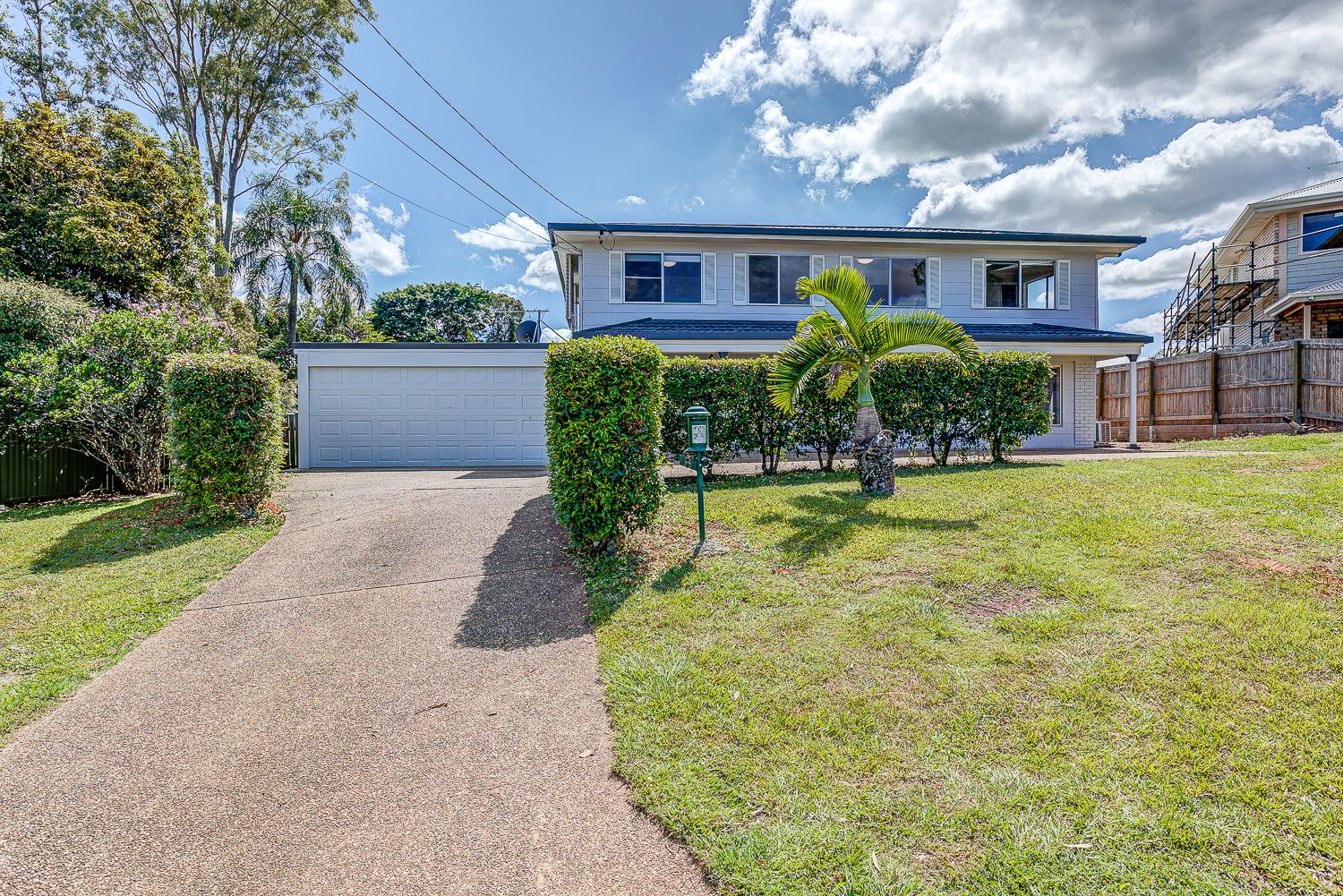5 bedrooms House in 8 Kana Crescent SLACKS CREEK QLD, 4127