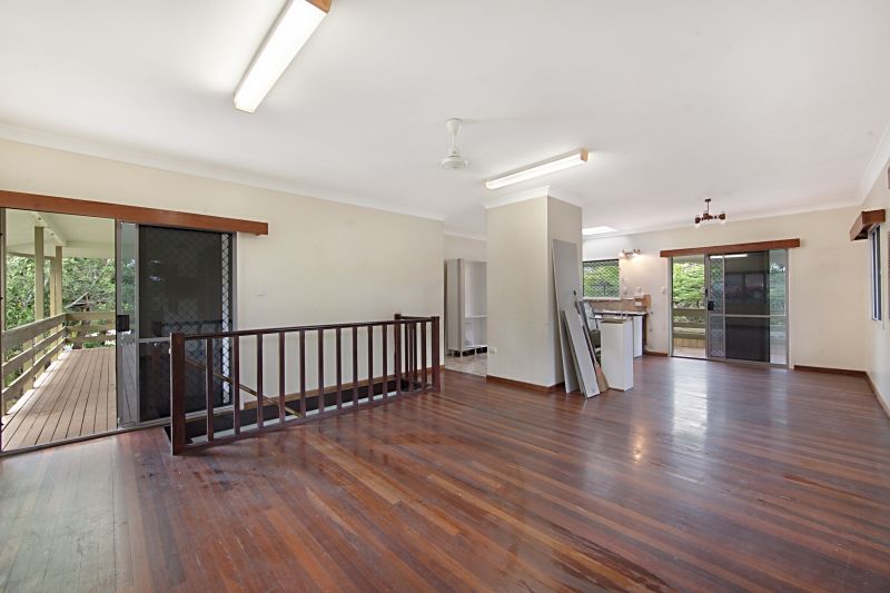 32 St James Drive, Belgian Gardens QLD 4810, Image 2