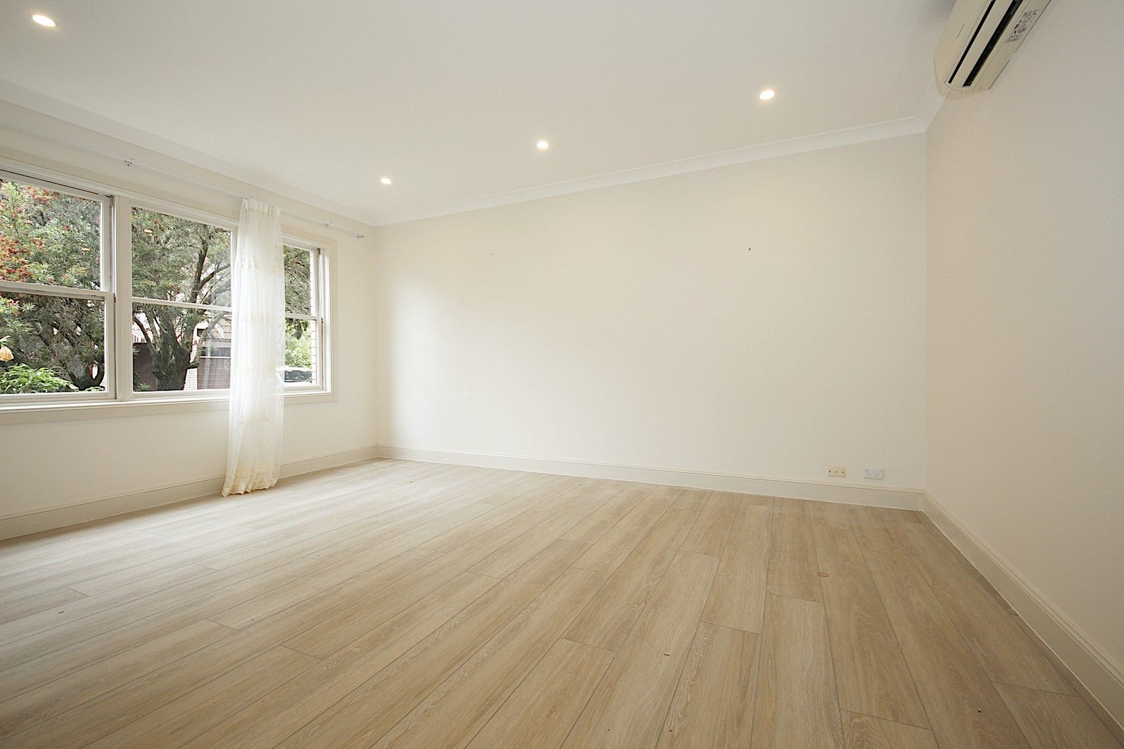 3 bedrooms Townhouse in 5/60A Lucas Rd BURWOOD NSW, 2134