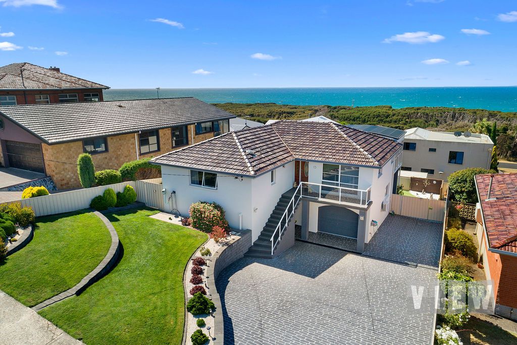 13 Cromwell Crescent, Devonport TAS 7310