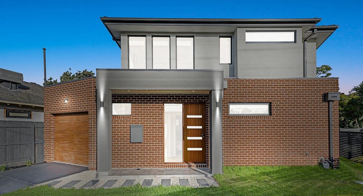 4 bedrooms Townhouse in 19 Box Street DOVETON VIC, 3177